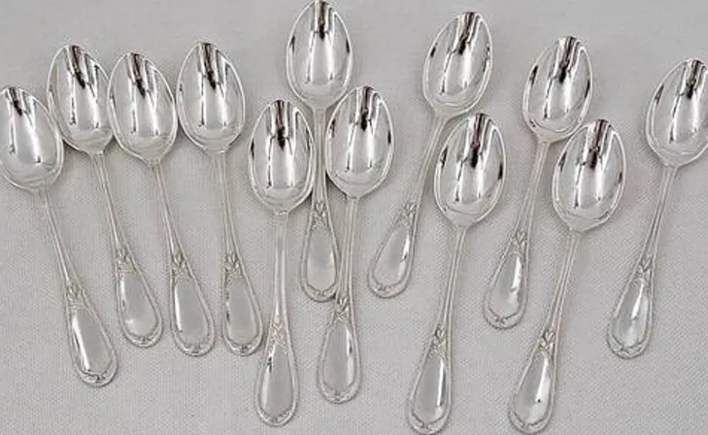12 cuillères à moka, café, métal argenté Ercuis Lauriers
