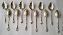 12 Cuillères à moka en métal doré Deetjen Modèle