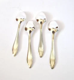 4 cuillères à moka modernistes en métal argenté DEETJEN