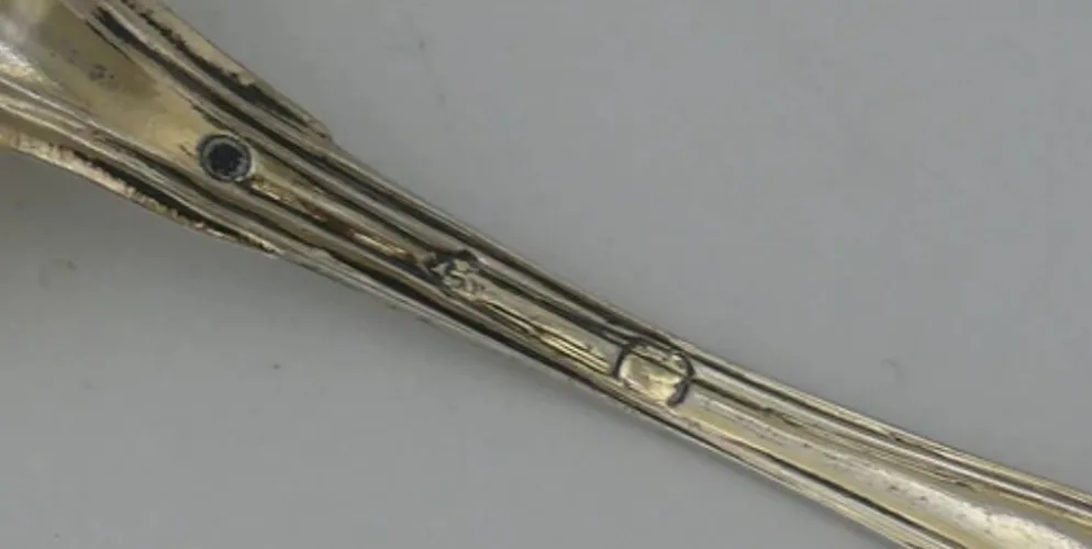 12 cuillères à thé, café, argent massif Vieillard, vermeil, modèle Filet droit.