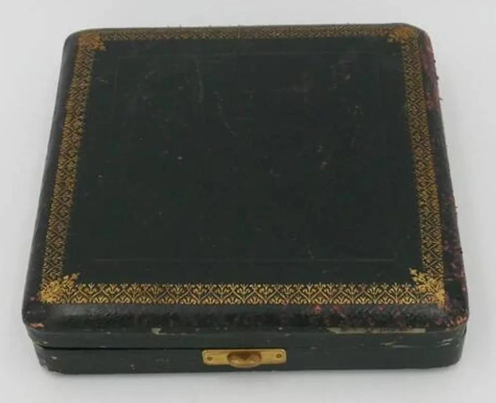 12 cuillères à thé, café, argent massif Vieillard, vermeil, modèle Filet droit.