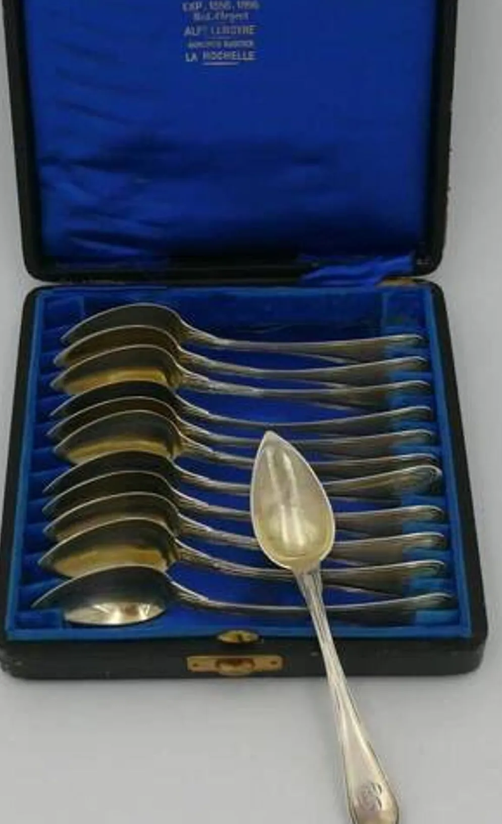 12 cuillères à thé, café, argent massif Vieillard, vermeil, modèle Filet droit.
