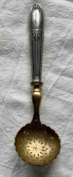 Cuillère à sucre saupoudreuse argent XIXé