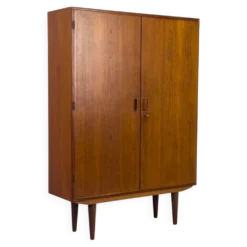 Danish Cabinet in Teak by Børge Mogensen for Søborg Møbelfabrik, 1960s