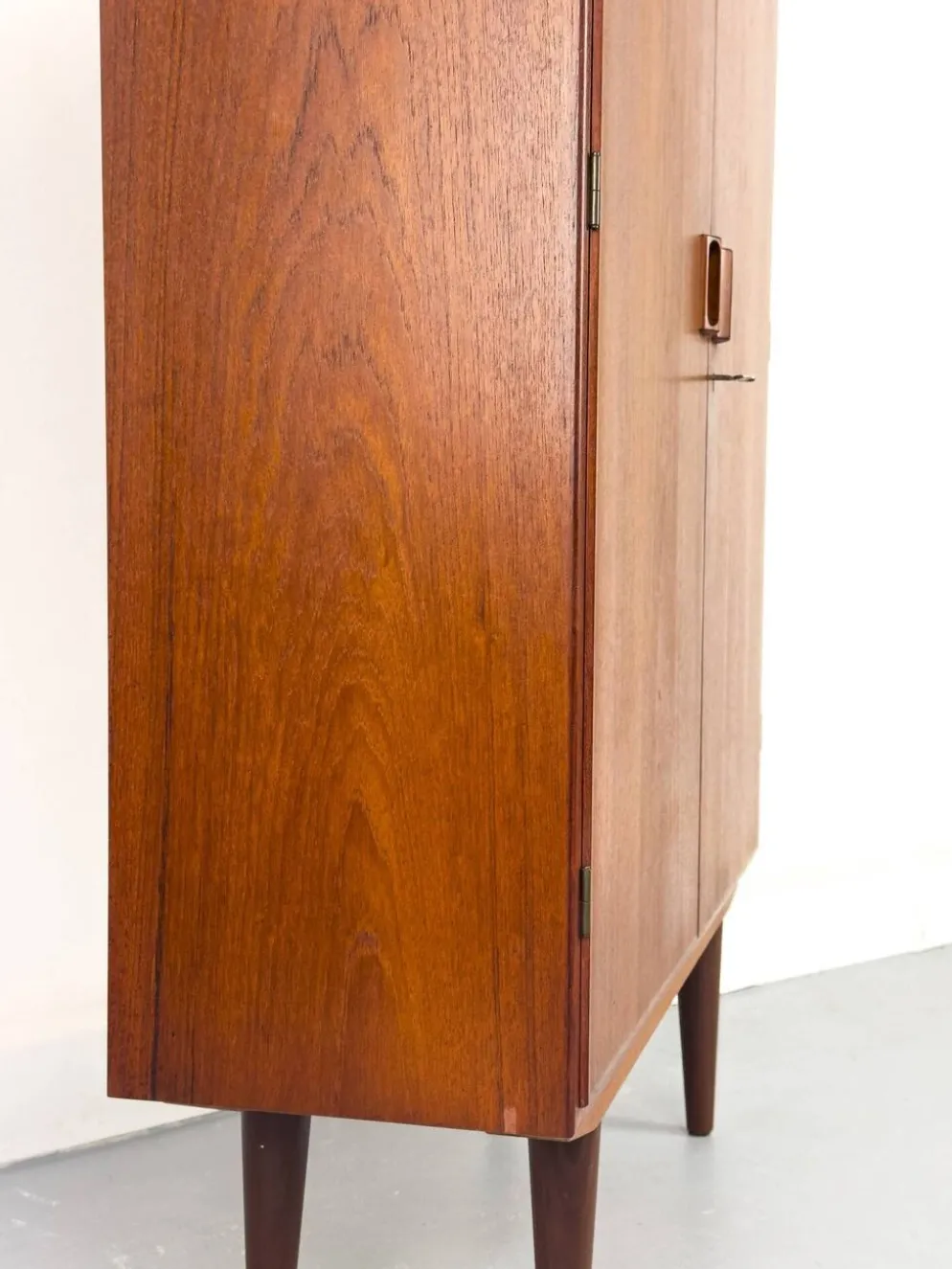 Danish Cabinet in Teak by Børge Mogensen for Søborg Møbelfabrik, 1960s