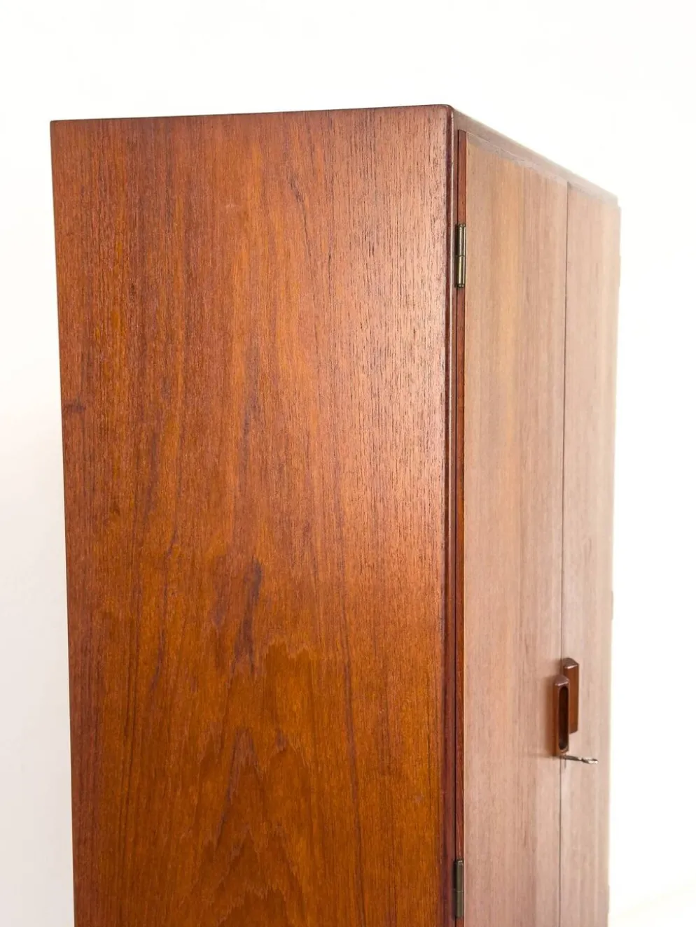 Danish Cabinet in Teak by Børge Mogensen for Søborg Møbelfabrik, 1960s