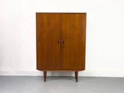 Danish Cabinet in Teak by Børge Mogensen for Søborg Møbelfabrik, 1960s