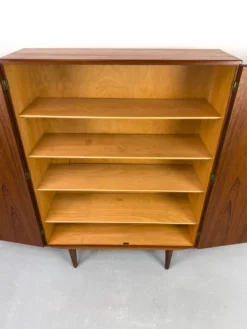 Danish Cabinet in Teak by Børge Mogensen for Søborg Møbelfabrik, 1960s