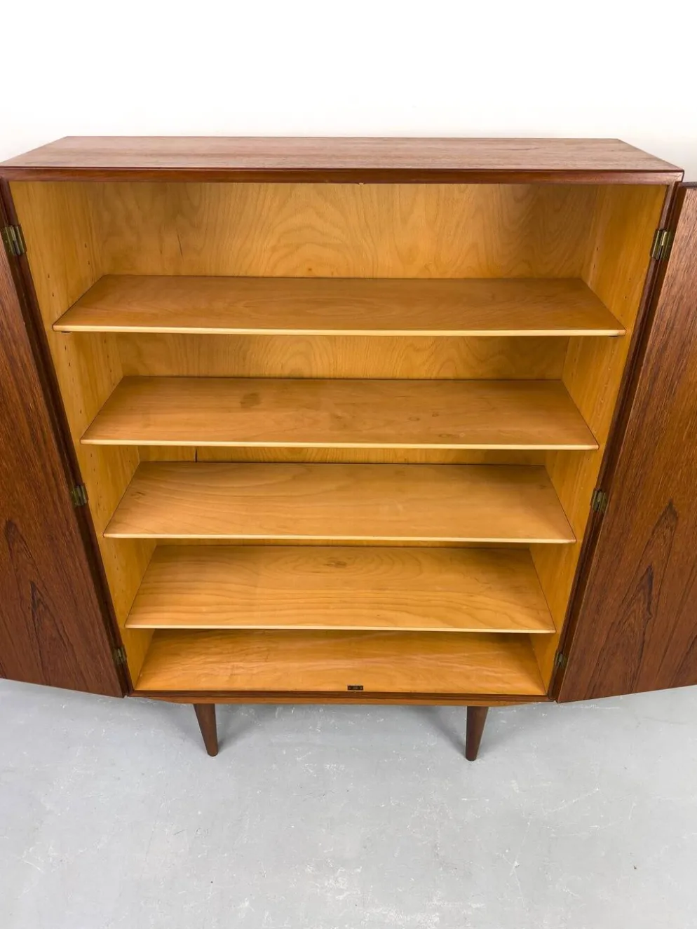Danish Cabinet in Teak by Børge Mogensen for Søborg Møbelfabrik, 1960s