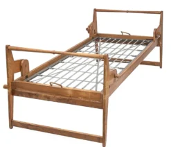 Daybed ancien pliable par Guillerme et Chambron