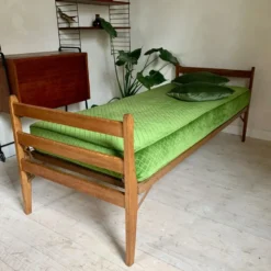 Daybed banquette lit en chêne massif vintage - 2 disponibles