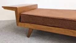 Daybed, banquette ou lit de repos de style scandinave, France vers 1960