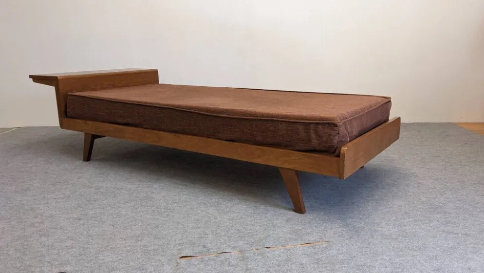 Daybed, banquette ou lit de repos de style scandinave, France vers 1960