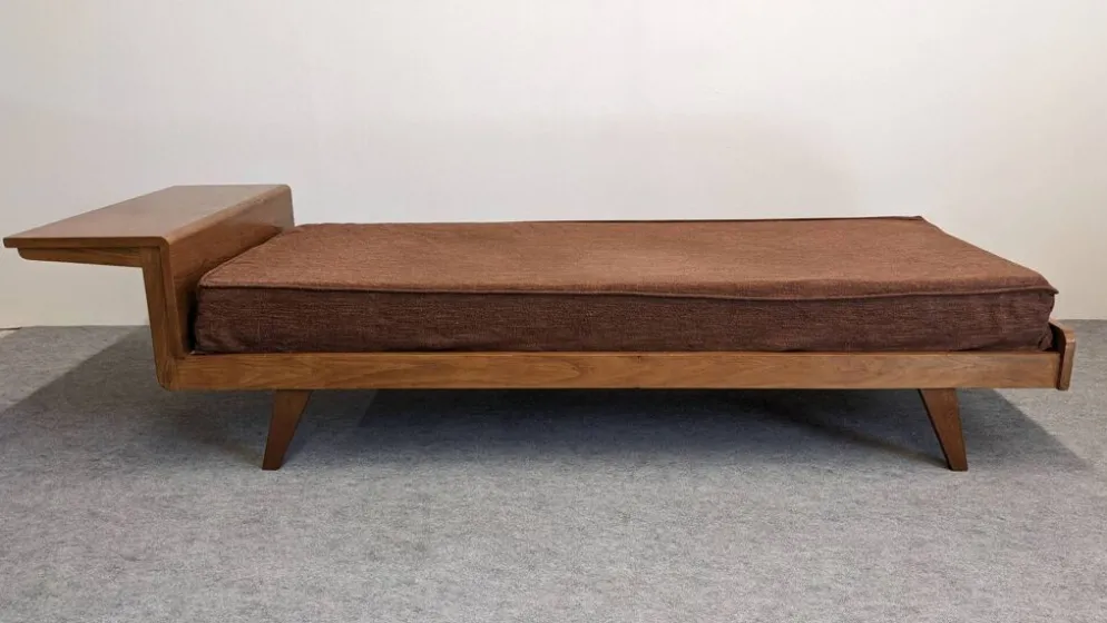 Daybed, banquette ou lit de repos de style scandinave, France vers 1960