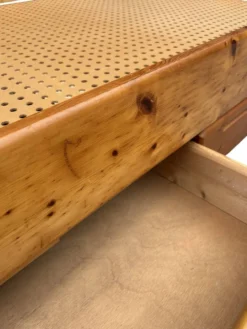 Daybed en pin avec tiroirs, années 50