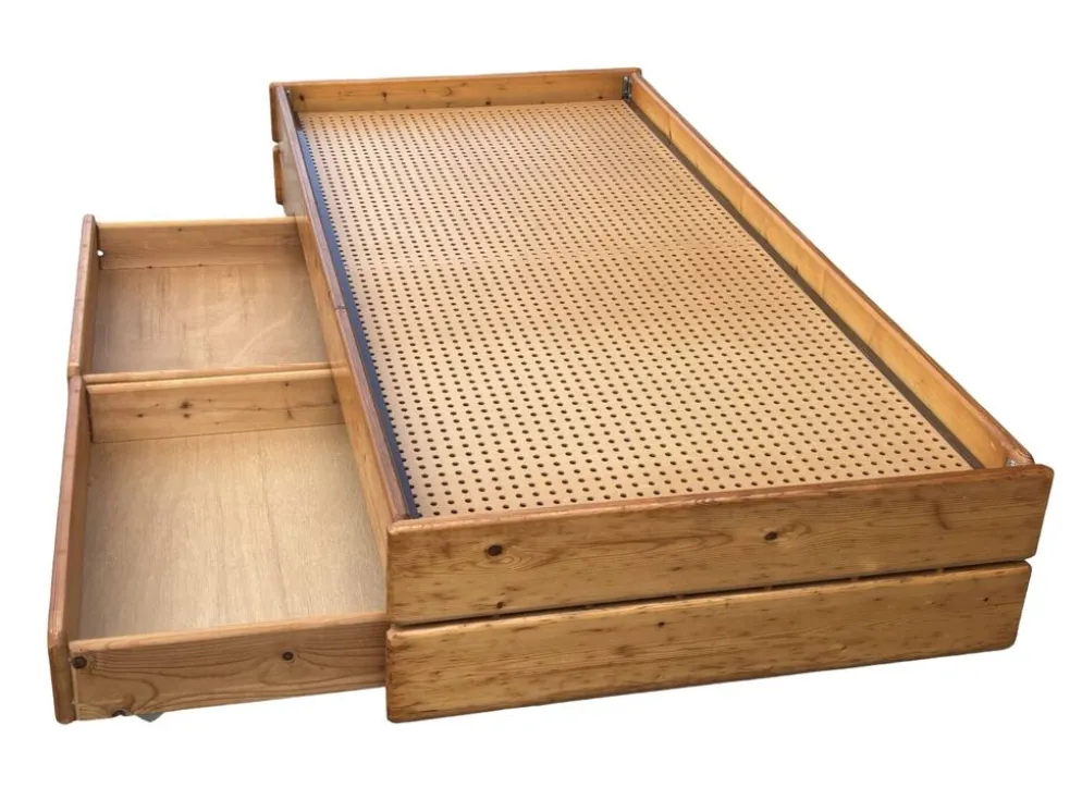 Daybed en pin avec tiroirs, années 50