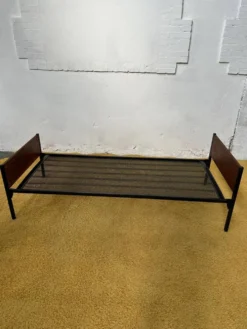 Daybed ou lit simple scandinave placage teck