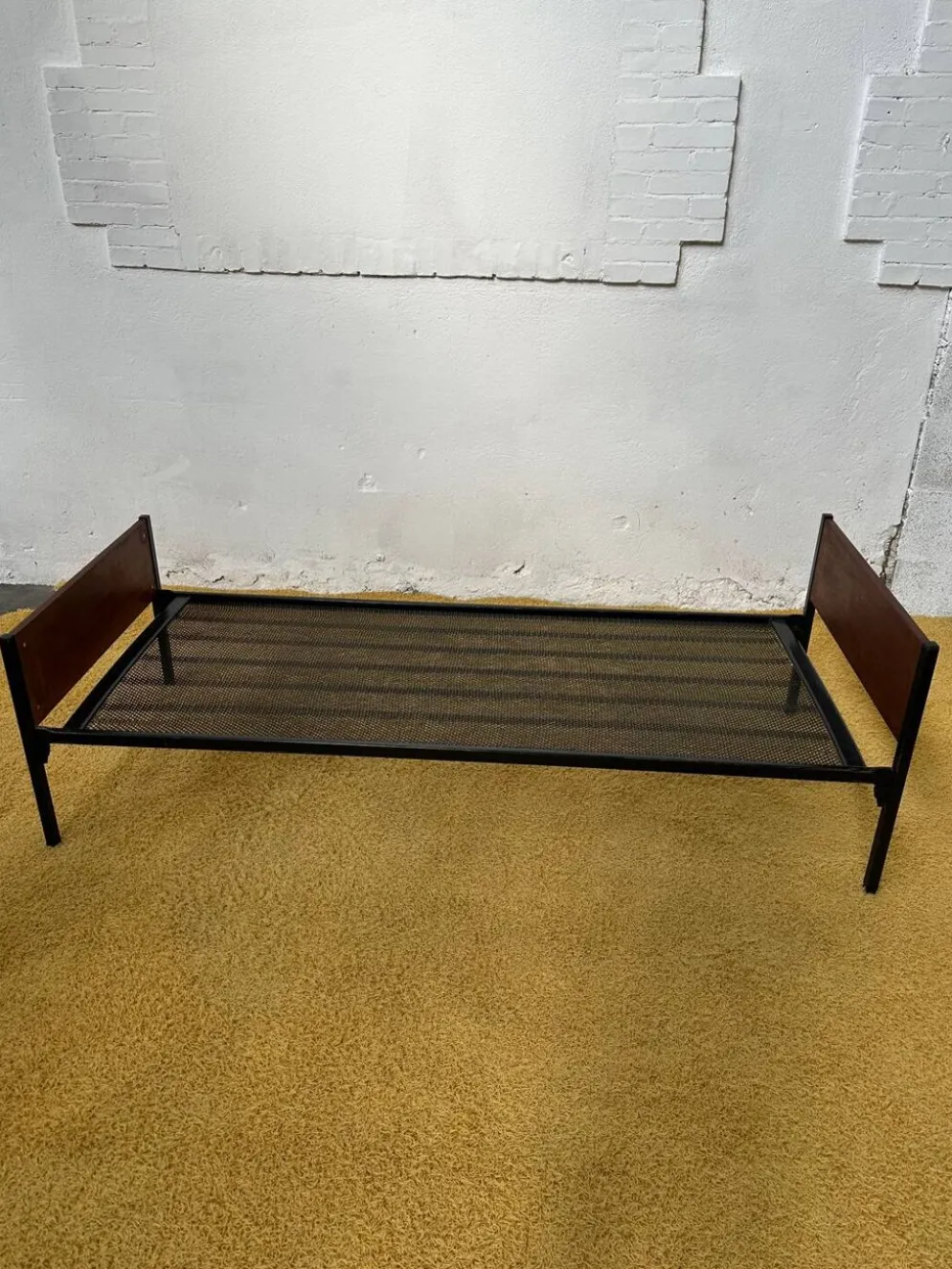 Daybed ou lit simple scandinave placage teck