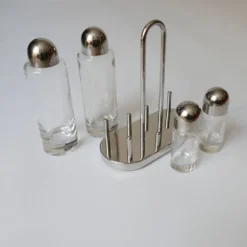 design Ettore Sottsass set Alessi sel povre vinaigre huile en verre et méta