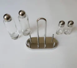 design Ettore Sottsass set Alessi sel povre vinaigre huile en verre et méta