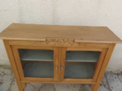 Desserte Art Déco en bois, 2 portes vitrées.