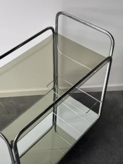 Desserte de bar mid-century en métal chromé, verre et miroir, 1960
