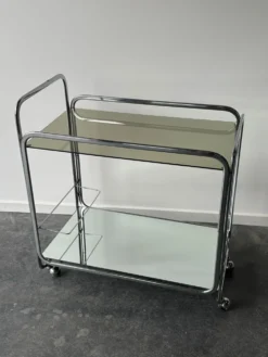 Desserte de bar mid-century en métal chromé, verre et miroir, 1960