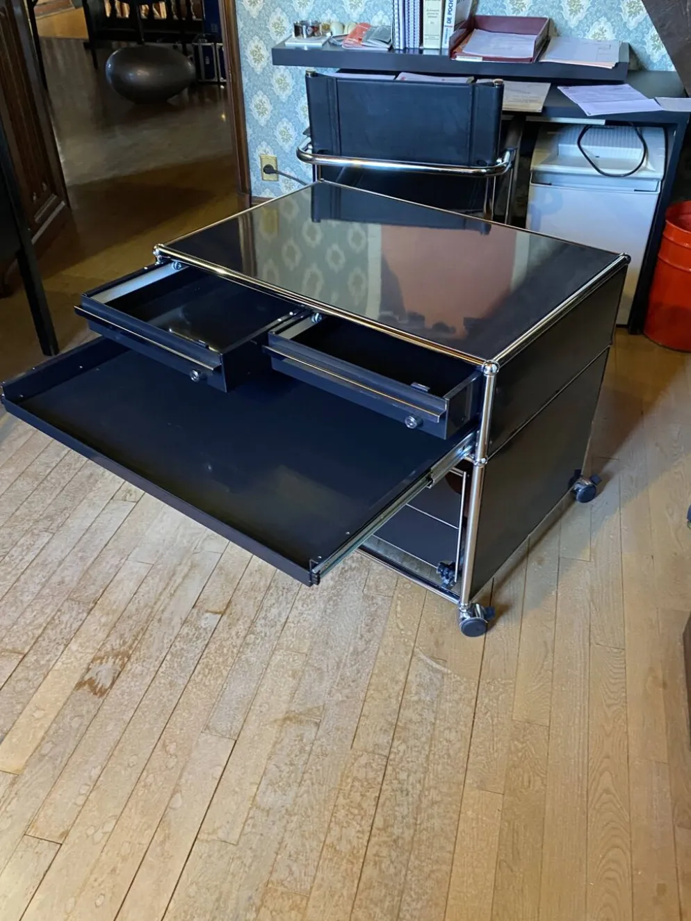 Desserte de bureau USM Haller