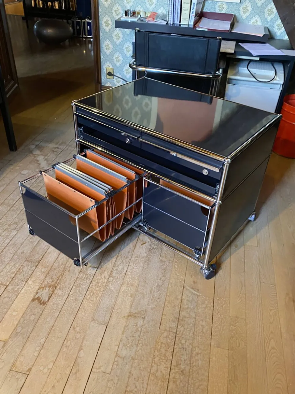 Desserte de bureau USM Haller