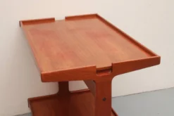Desserte des années 70 en teck