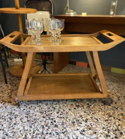 Desserte en chêne années 50
