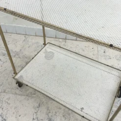 Desserte en fer
