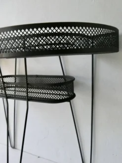 Desserte en métal noir, années 60