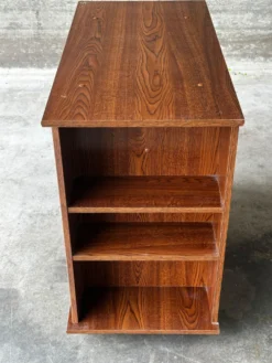 Desserte meuble bar vintage sur roulettes – années 60-70