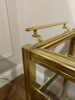 Desserte ou bar roulant