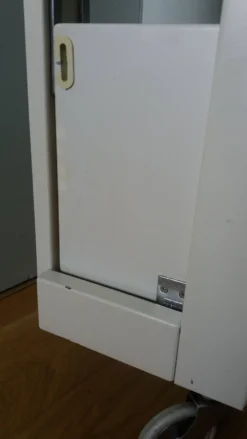 Desserte pliante TOBIA signée CIATTI, Italie