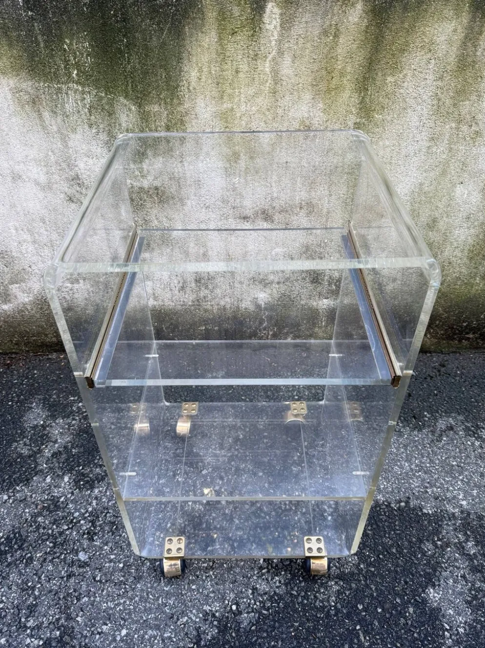 Desserte roulante en plexiglas – Marais International – années 1970-1980