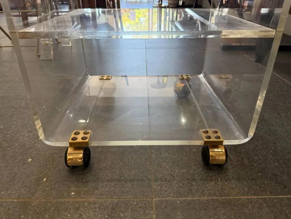 Desserte roulante en plexiglas – Marais International – années 1970-1980