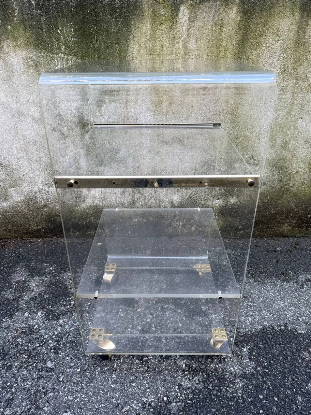 Desserte roulante en plexiglas – Marais International – années 1970-1980