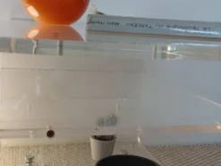 Desserte roulante vintage en plexiglas-esprit Space Age-années 70