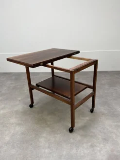 Desserte scandinave arrebo mobler en palissandre plateau portefeuille