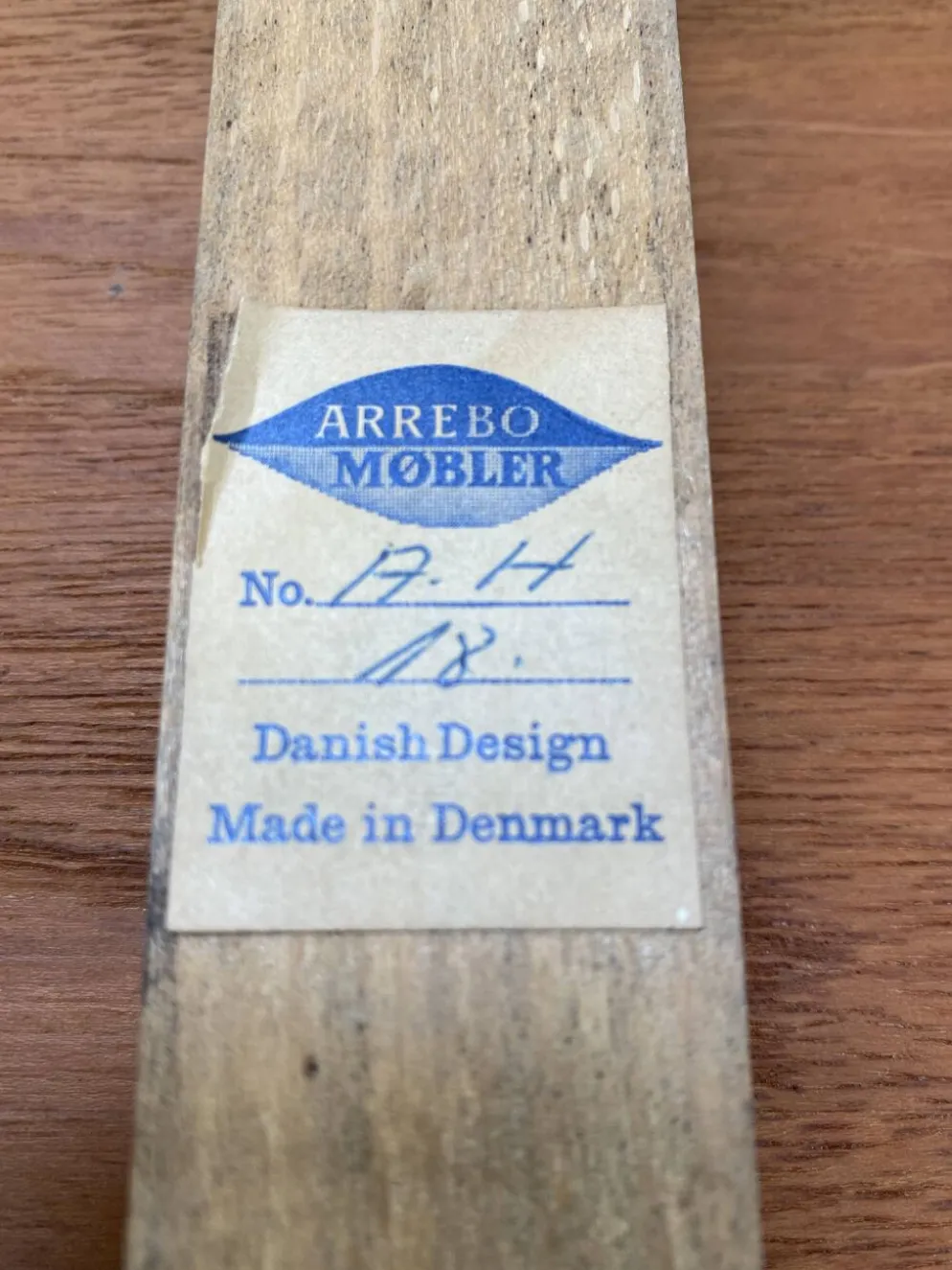 Desserte scandinave arrebo mobler en palissandre plateau portefeuille