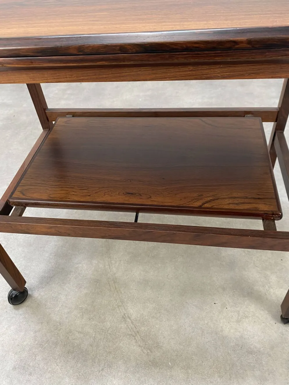 Desserte scandinave arrebo mobler en palissandre plateau portefeuille