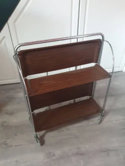 Desserte table chariot pliante sur roues des années 70 fabriquée par Bremshey Gerlinol en allemagne.