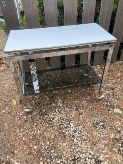 Desserte/table d appoint pivotante années 70