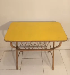 Desserte table d'appoint vintage 1960 en rotin