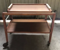Desserte table sur roulettes scandinave années 60