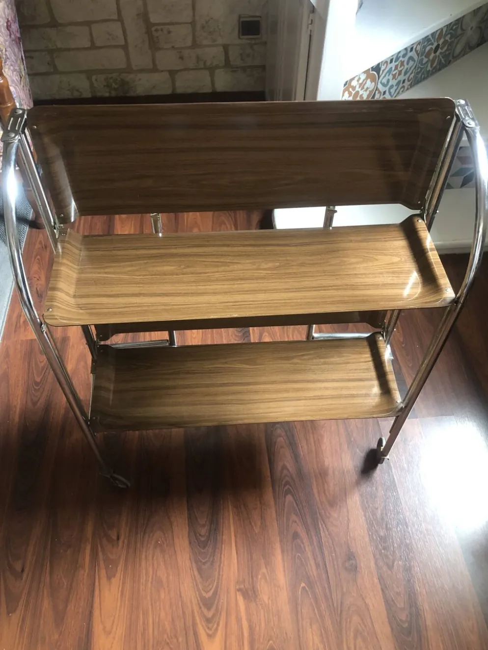 Desserte vintage pliable modulable en formica pieds chromés