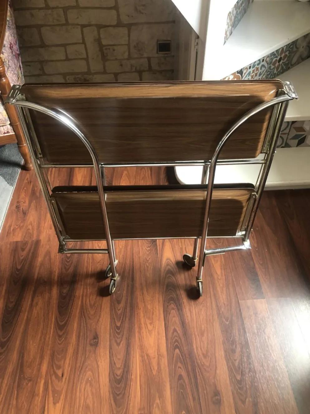 Desserte vintage pliable modulable en formica pieds chromés