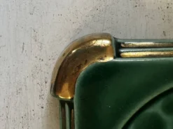 Dessous de bouteille Art déco en céramique émaillée verte mouchetée et dorée